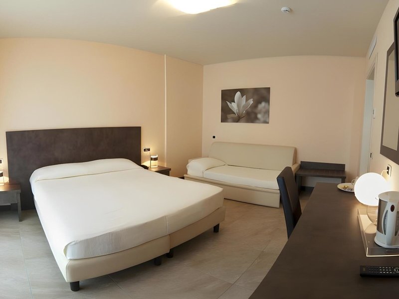 Kent Milano Marittima 16