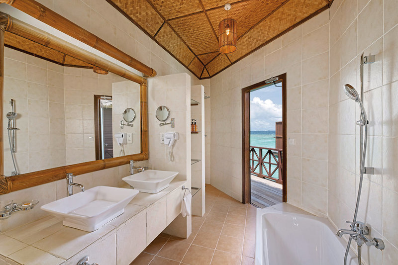 Thulhagiri Island Resort & Spa 14