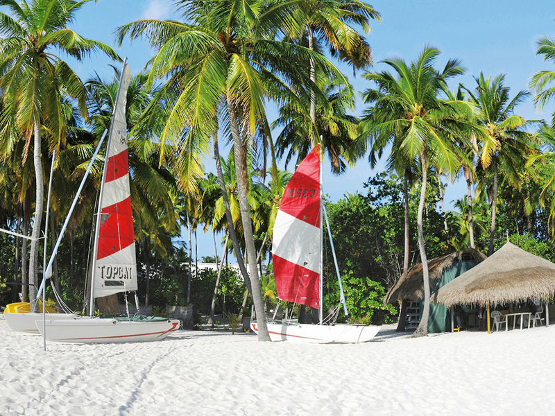 Thulhagiri Island Resort & Spa 37