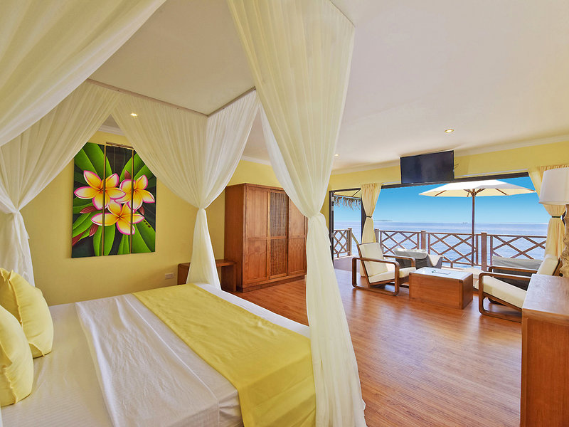 Thulhagiri Island Resort & Spa 6