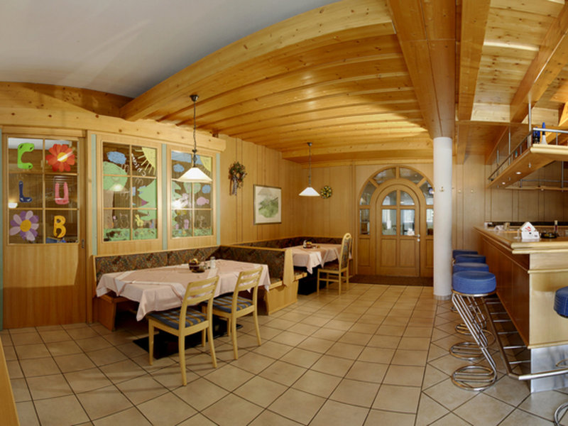 Tia Monte Feichten 22