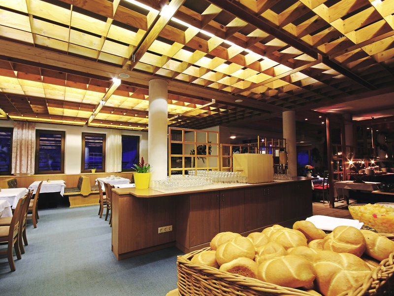 Tia Monte Feichten 25