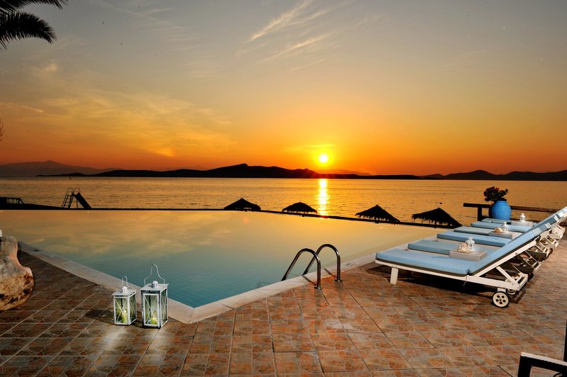 Venus Beach Bungalows Hotel 2