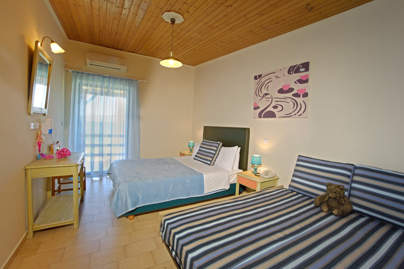 Venus Beach Bungalows Hotel 5