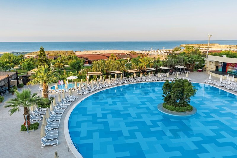 Seamelia Beach Resort & Spa 10 - Outdoor Pool