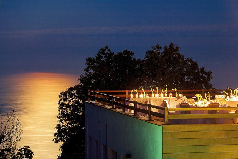 12 Months Luxury Resort 11