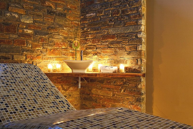 12 Months Luxury Resort 15