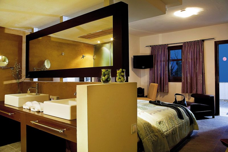 12 Months Luxury Resort 16