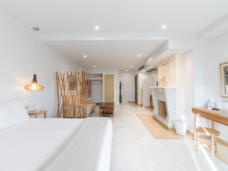 Finikas 35