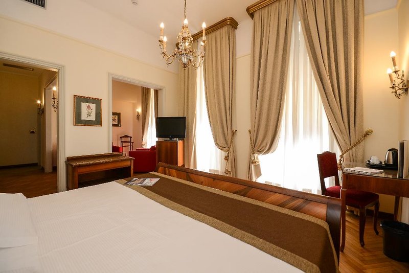 Vittoria Hotel Brescia 4