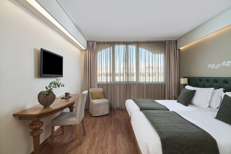 Titania Hotel Athens 59