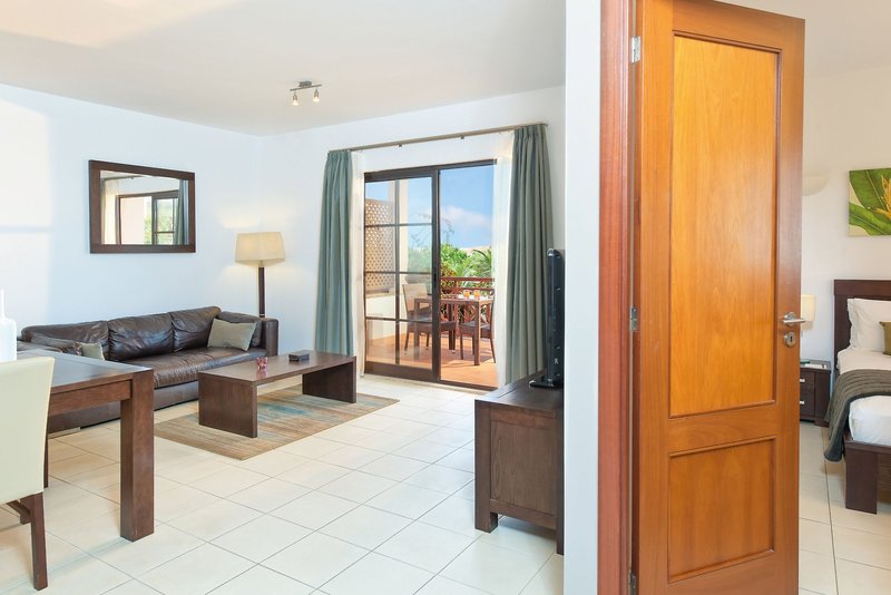 Melia Tortuga Beach Resort & Spa 25