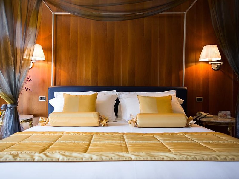 Diplomat Fashion 2 - Room Example