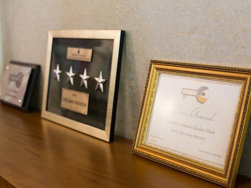 Diplomat Fashion 12 - Room Example