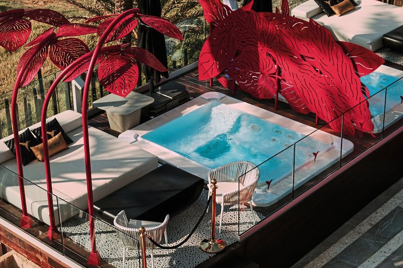 Ushuaïa Ibiza Beach Hotel 2