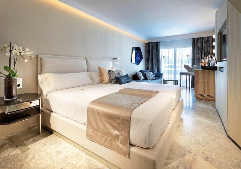 Ushuaïa Ibiza Beach Hotel 8