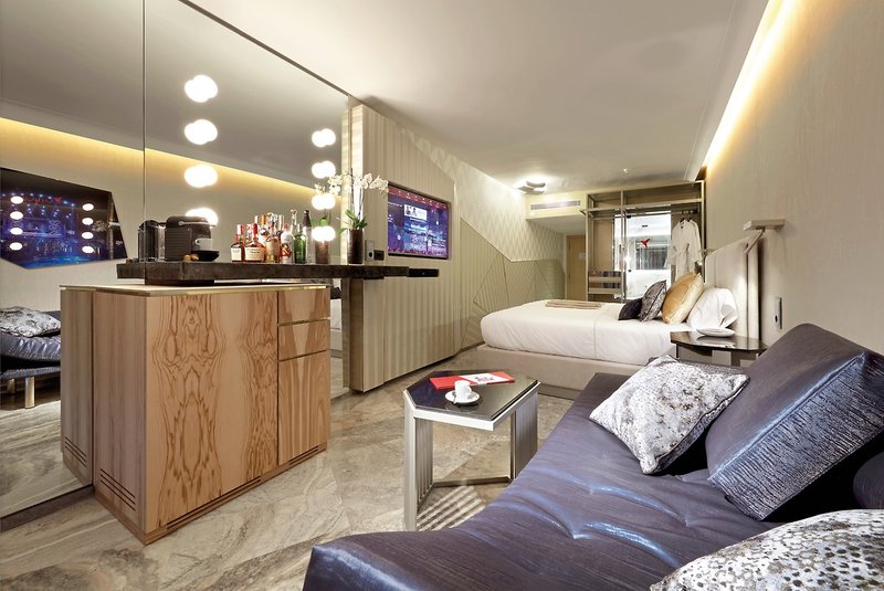 Ushuaïa Ibiza Beach Hotel 9