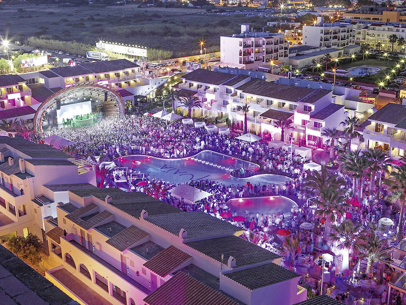 Ushuaïa Ibiza Beach Hotel 6