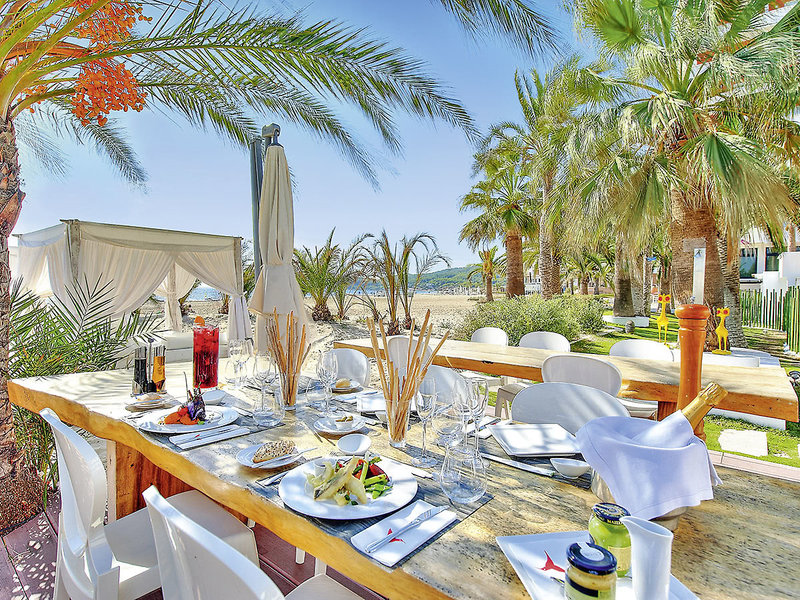 Ushuaïa Ibiza Beach Hotel 8