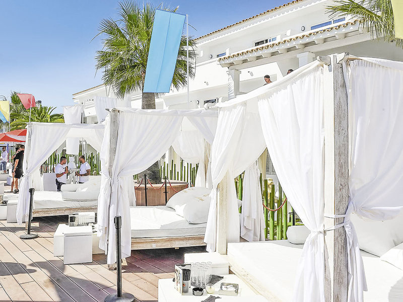 Ushuaïa Ibiza Beach Hotel 9