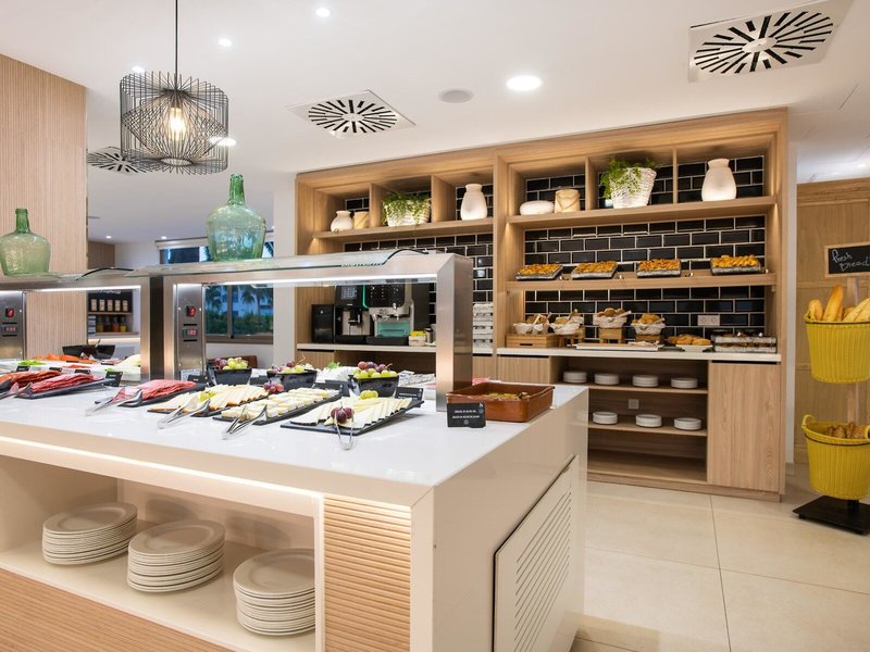 Tomir Portals Suites 17