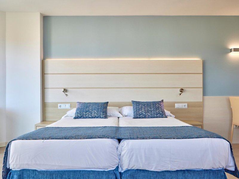 Tomir Portals Suites 35