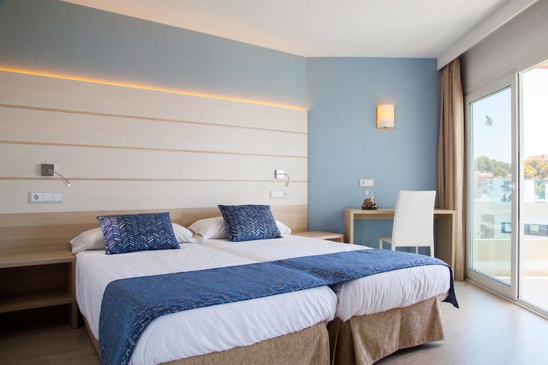 Tomir Portals Suites 9