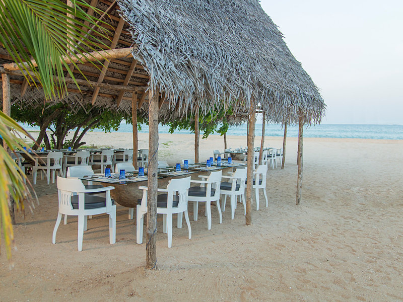 Maalu Maalu Resort & Spa 11