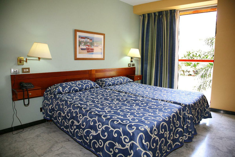 Hotel Torre Del Conde 4