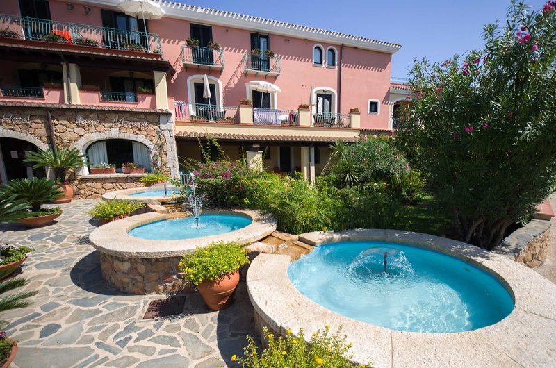 Club Hotel Torre Moresca 2