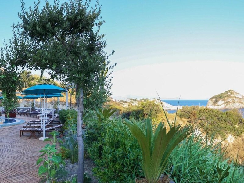 Hotel Residence Torre Sant Angelo 7