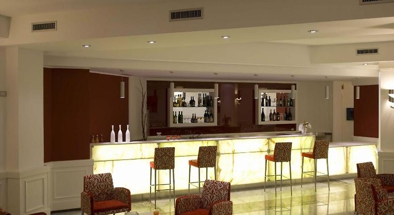 JR Hotels Oriente Bari 2