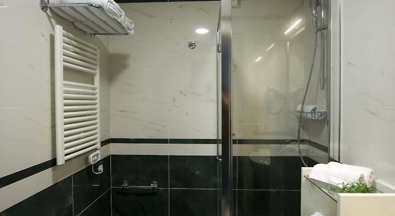 JR Hotels Oriente Bari 3