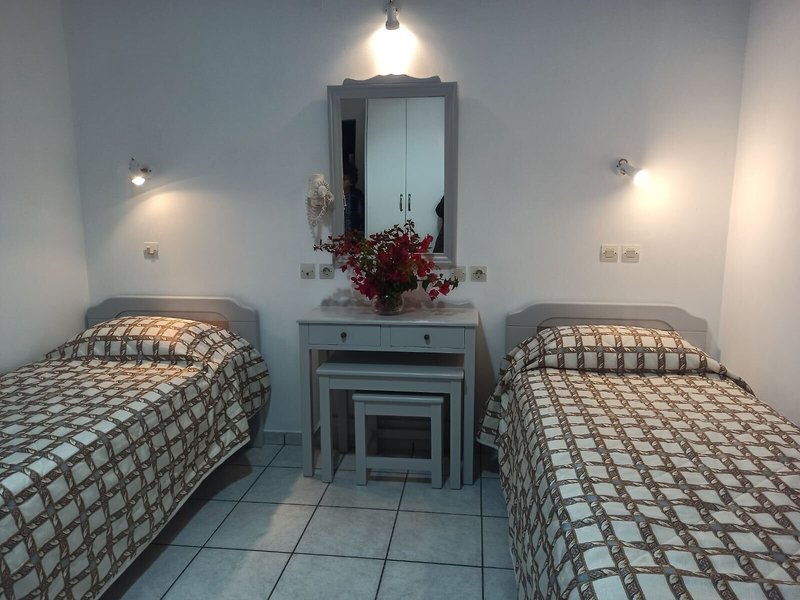 Ancient Thera Studios & Restaurant 17