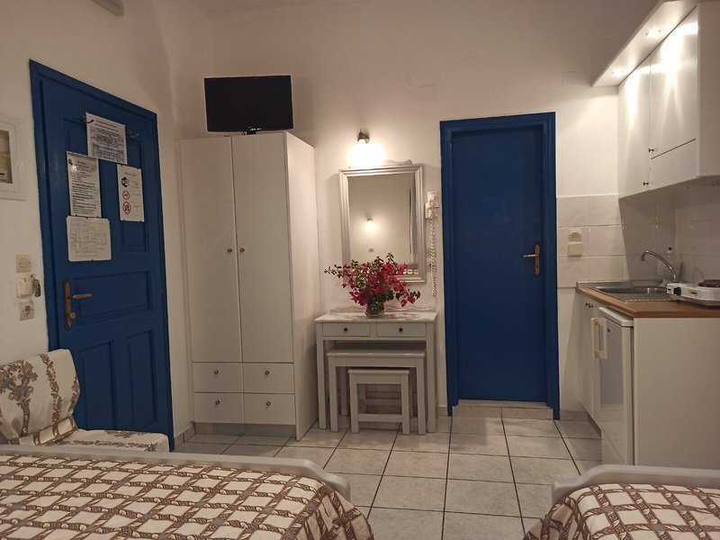 Ancient Thera Studios & Restaurant 21