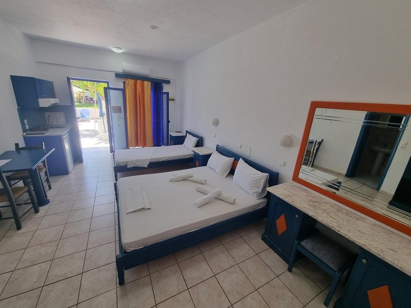 Leonidas Studios & Appartments 28 - Room Example