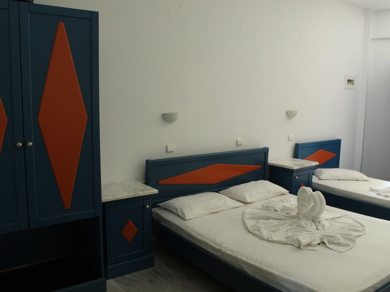 Leonidas Studios & Appartments 33 - Room Example