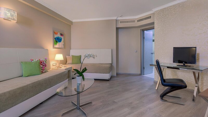 Atrium Platinum Luxury Resort & Spa 40