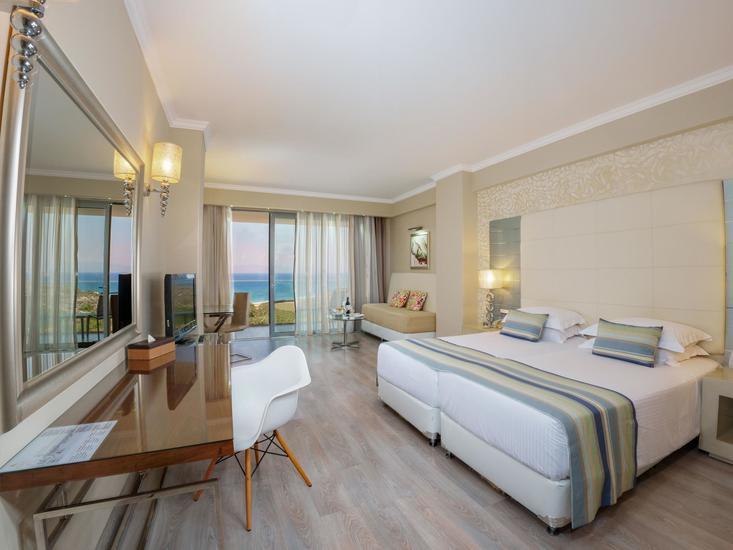 Atrium Platinum Luxury Resort & Spa 8