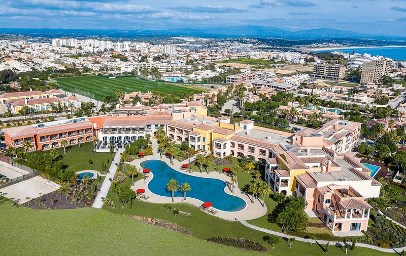 Cascade Wellness & Lifestyle Resort 7