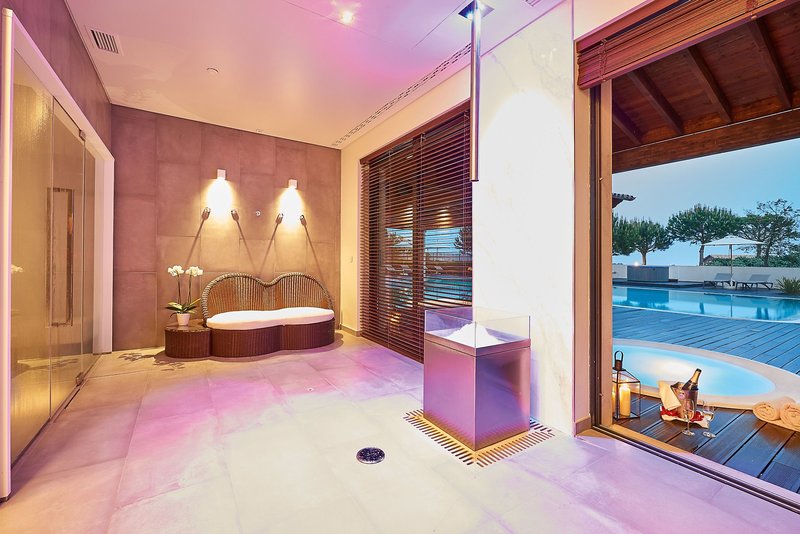 Cascade Wellness & Lifestyle Resort 15