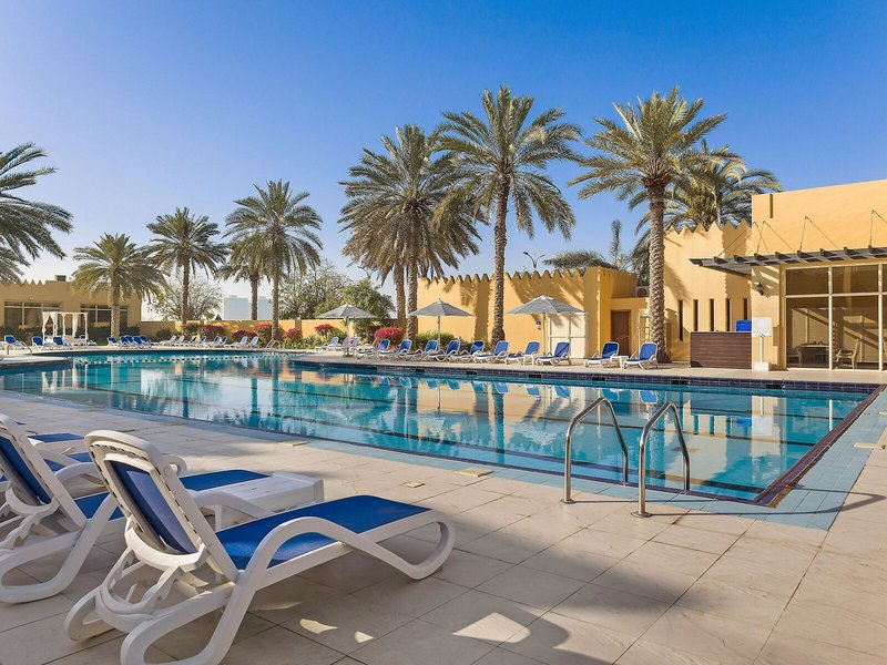 Al Hamra Village Golf & Beach Resort 7