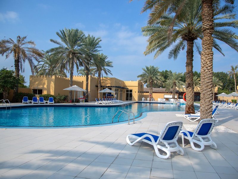 Al Hamra Village Golf & Beach Resort 10