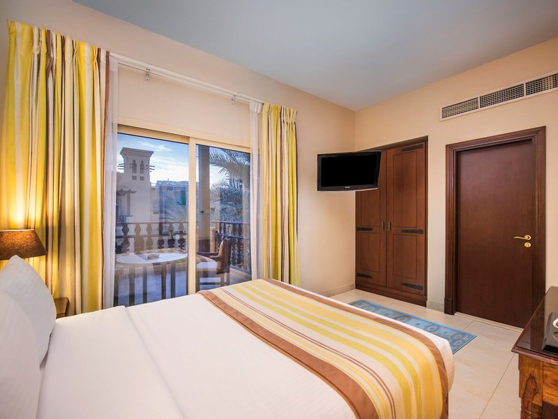 Al Hamra Village Golf & Beach Resort 39