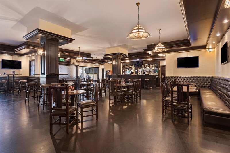 Al Hamra Village Hotel 11