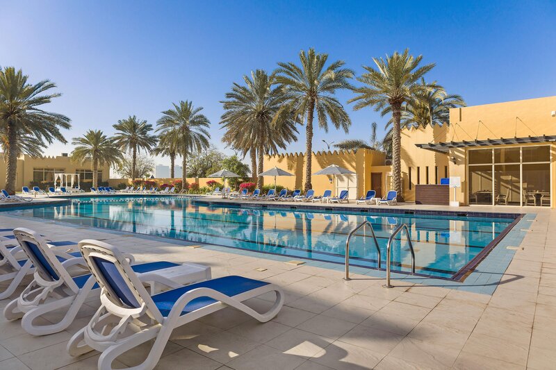 Al Hamra Village Hotel 19