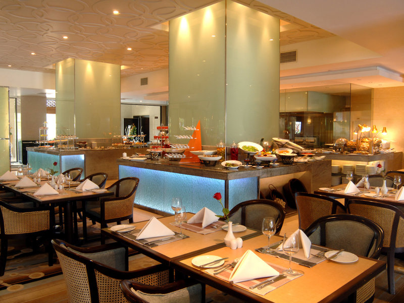 Cinnamon Lakeside Colombo  8