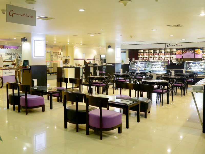 Cinnamon Lakeside Colombo  11