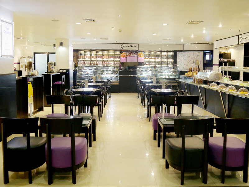 Cinnamon Lakeside Colombo  23