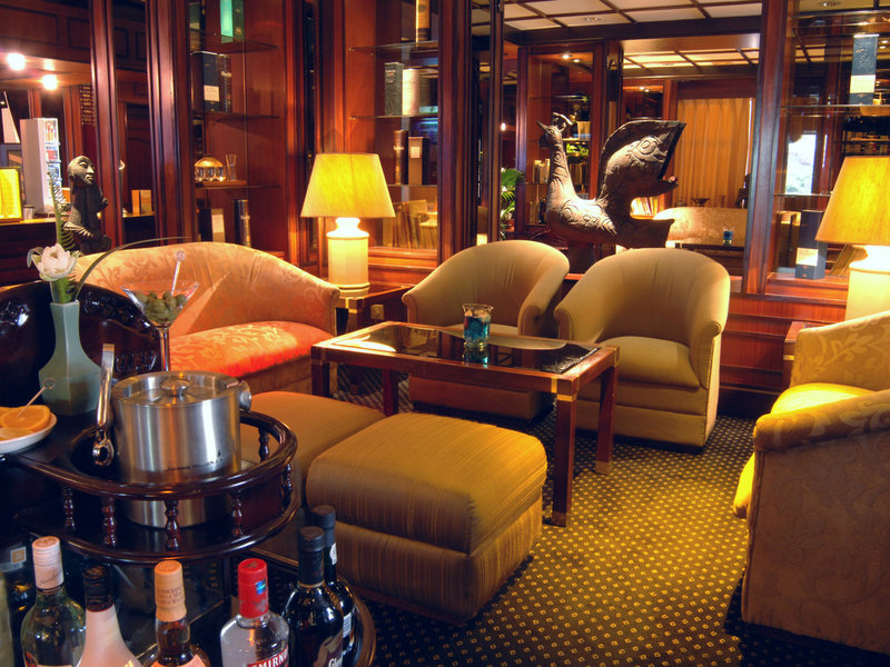 Cinnamon Lakeside Colombo  25